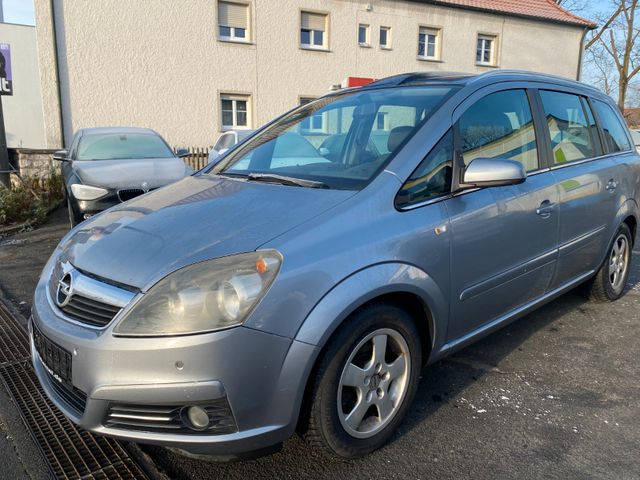 Opel Zafira B Cosmo PANO LEDER NAVI 7-SITZE TÜV04.25