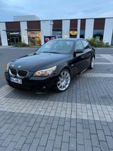 BMW 523i E60 M-Paket Xenon HiFi CarPlay - BMW 523 aus 2008