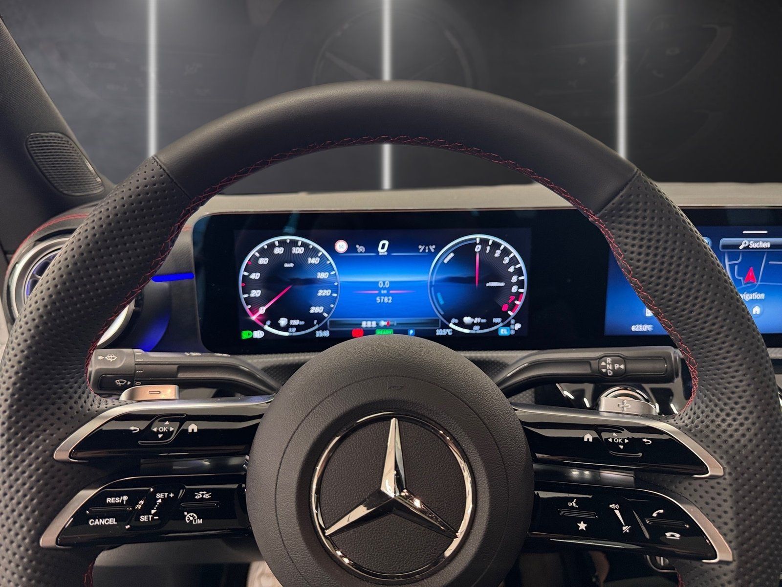Fahrzeugabbildung Mercedes-Benz CLA 250 e AMG Plus*Pano*HUD*360*Memory*11kW*Totw