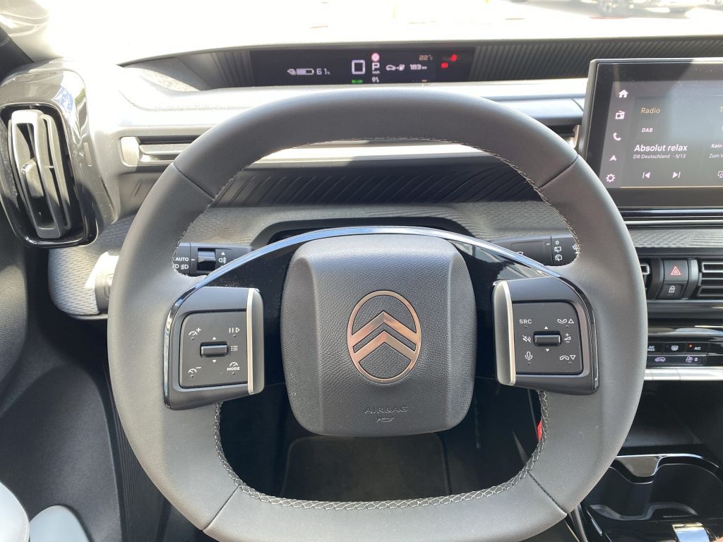 Fahrzeugabbildung Citroën e-C3 Aircross MAX *11KW Lader*Navi*Allwetter*Cam
