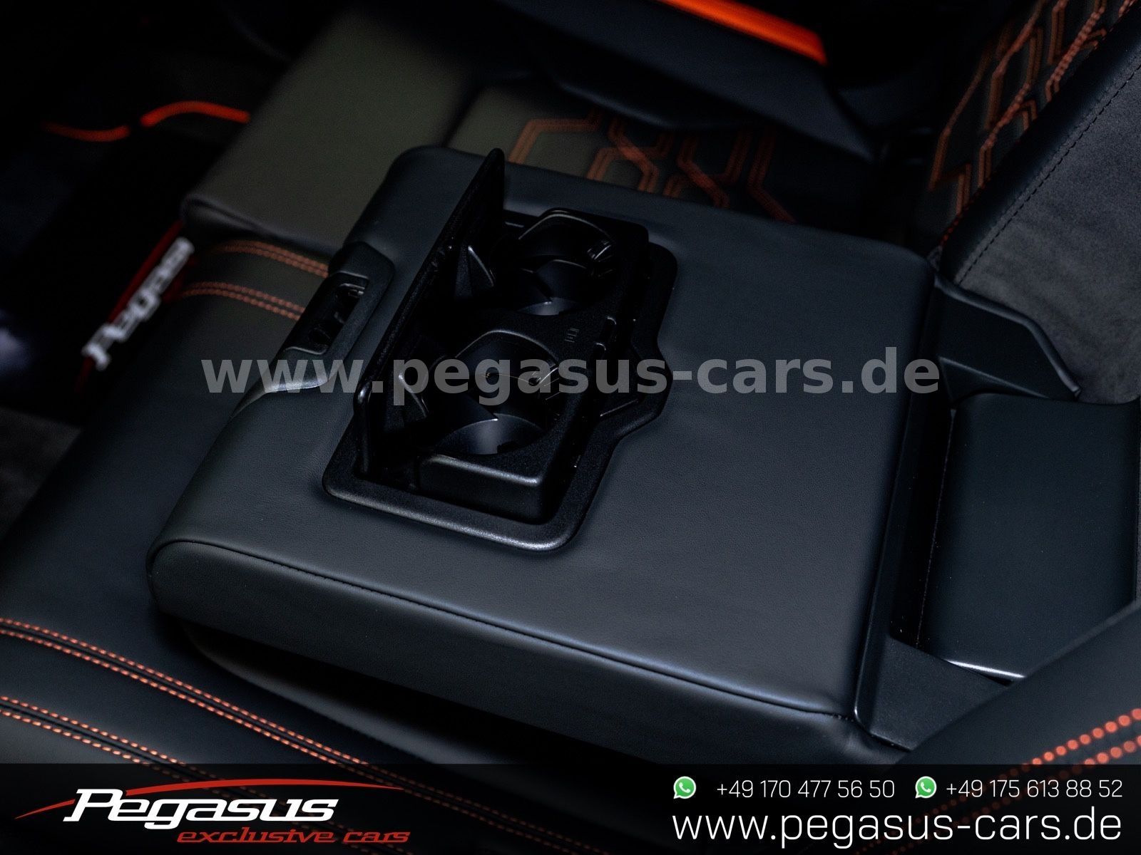 LAMBORGHINI Urus - 27