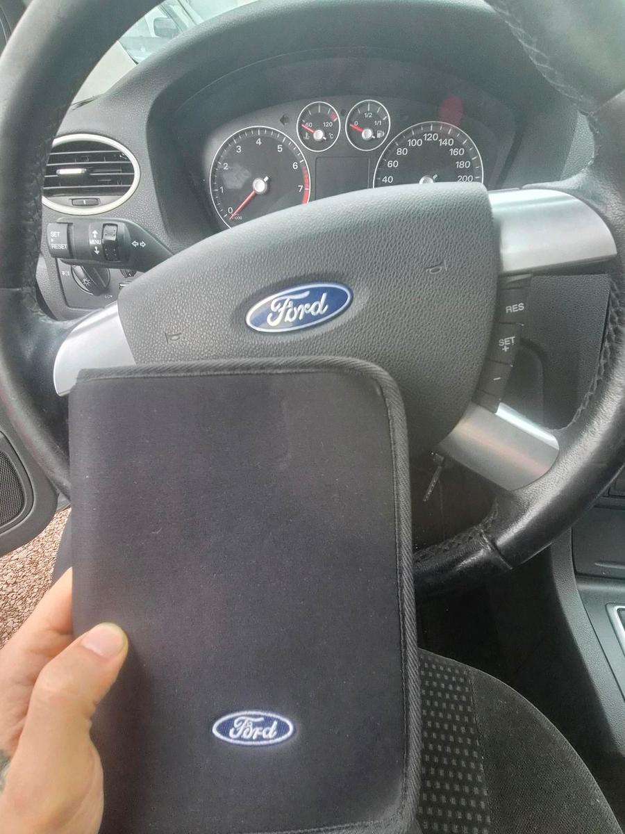 Ford Focus 2008 — engine