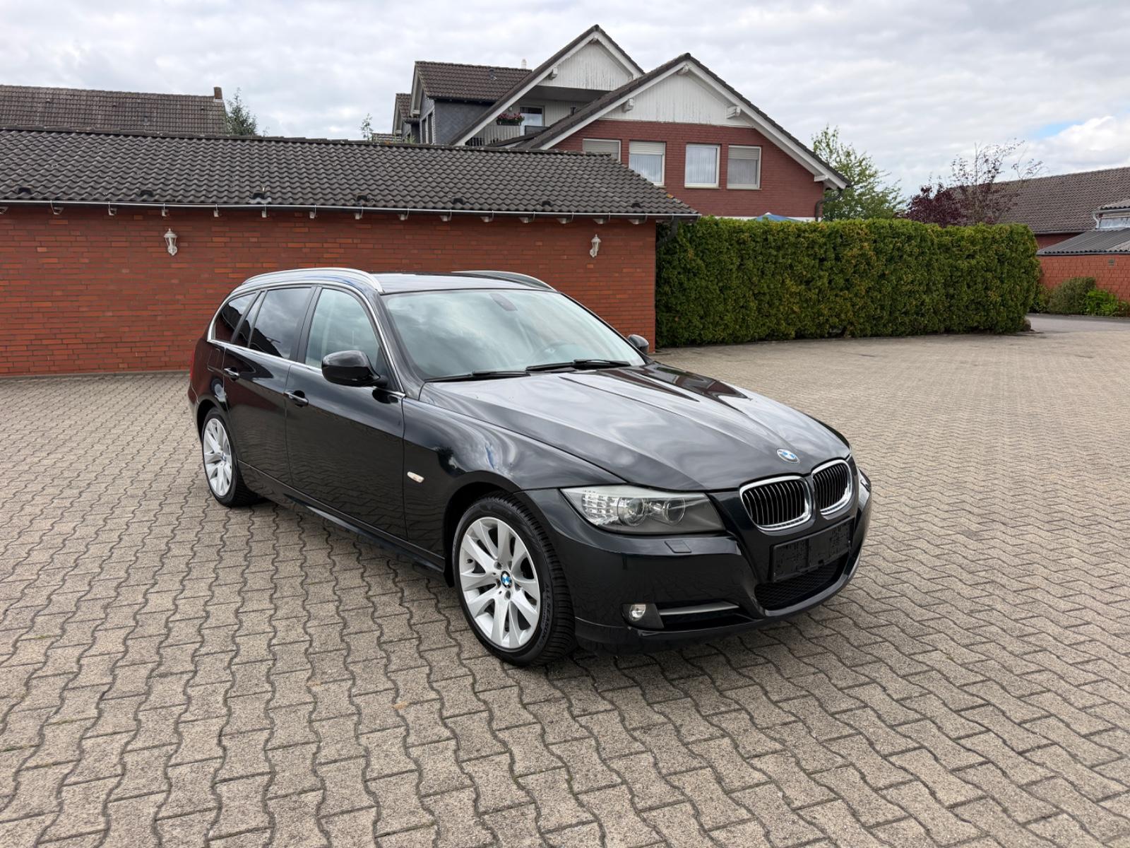 BMW 318, 2011