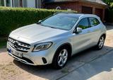 Mercedes-Benz GLA 180 7G-DCT Urban| Pano-Schiebedach|Tempomat - Mercedes-Benz GLA 180 in Hamburg