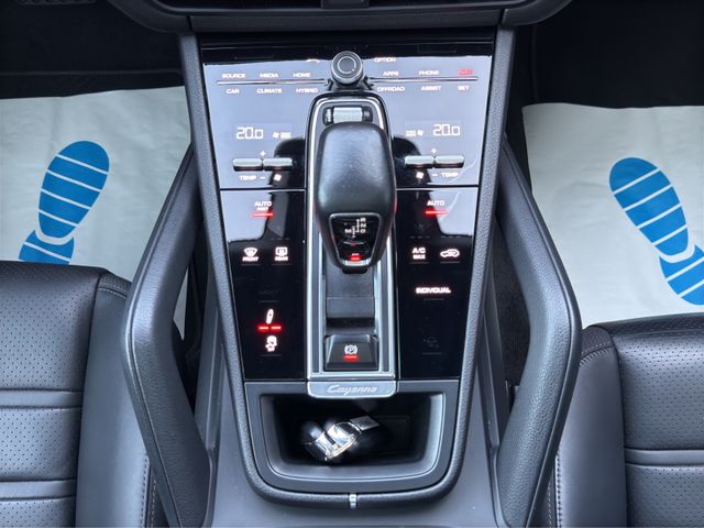 Porsche Cayenne Coupe E-Hybrid*SPORT-CHRONO*APPLE*PANO