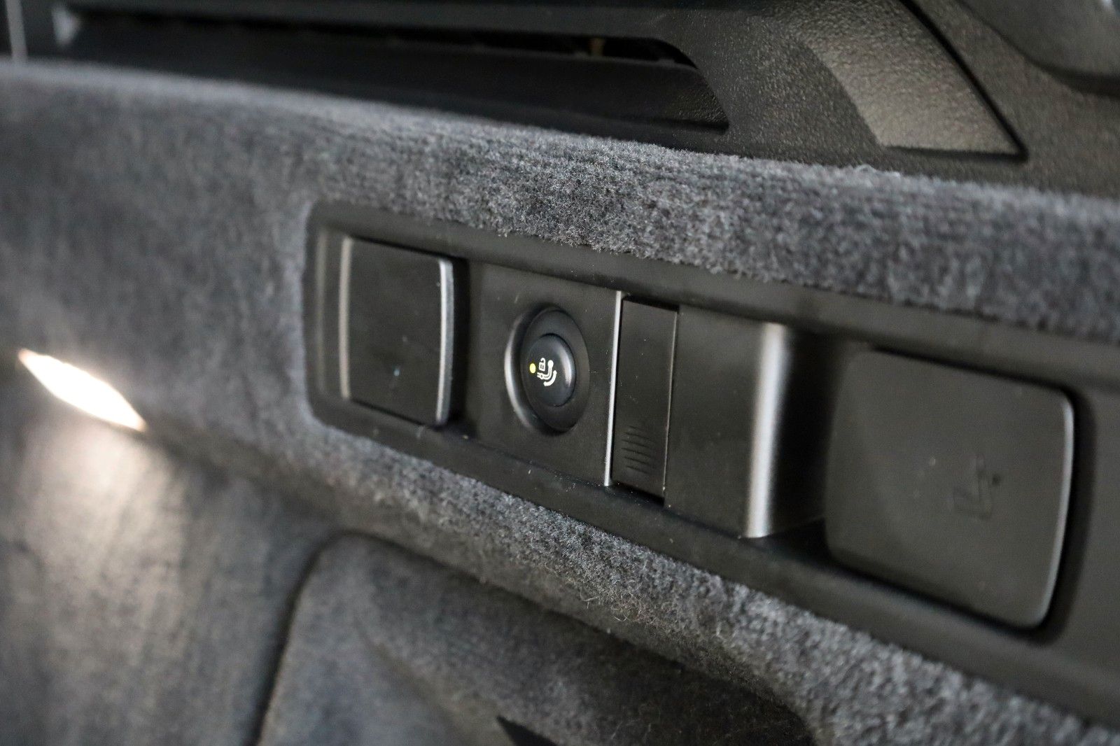 Fahrzeugabbildung BMW X5 xDrive 45e xLine Leder,Navi,LED,Kamera,4xSH