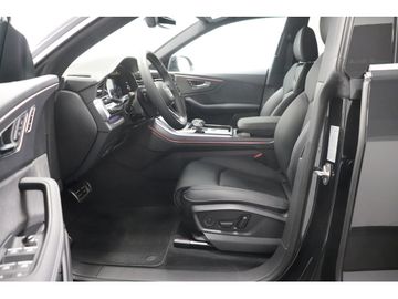 Audi Q8 - 11