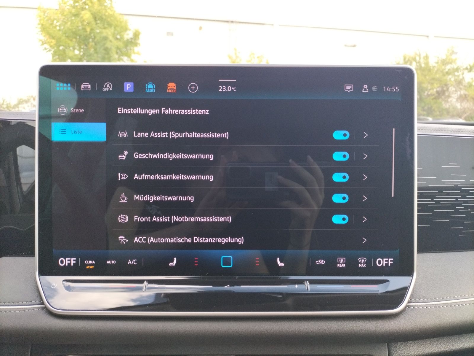 Fahrzeugabbildung Volkswagen Tiguan TDI Elegance DSG 4M LED AHK Navi HUD Pano