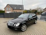 Mercedes-Benz E 320 CDI AVANTGARDE 7-g tronic Sport Paket  - Mercedes-Benz E 320: Kombi