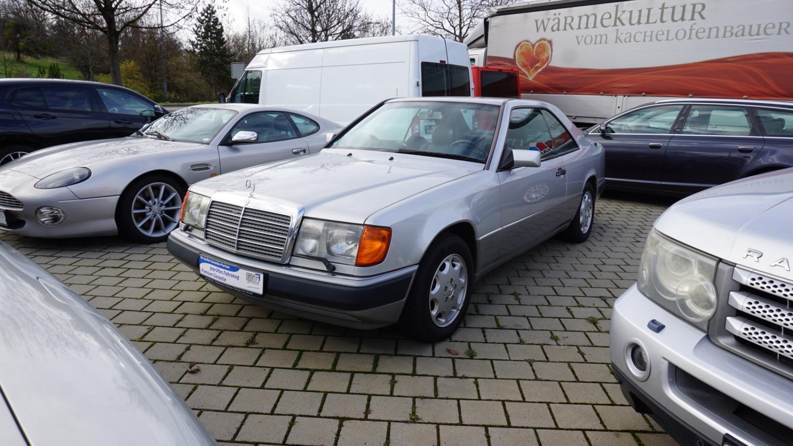 Mercedes-Benz E320 Coupé 1 HAND !!!!!!!!!