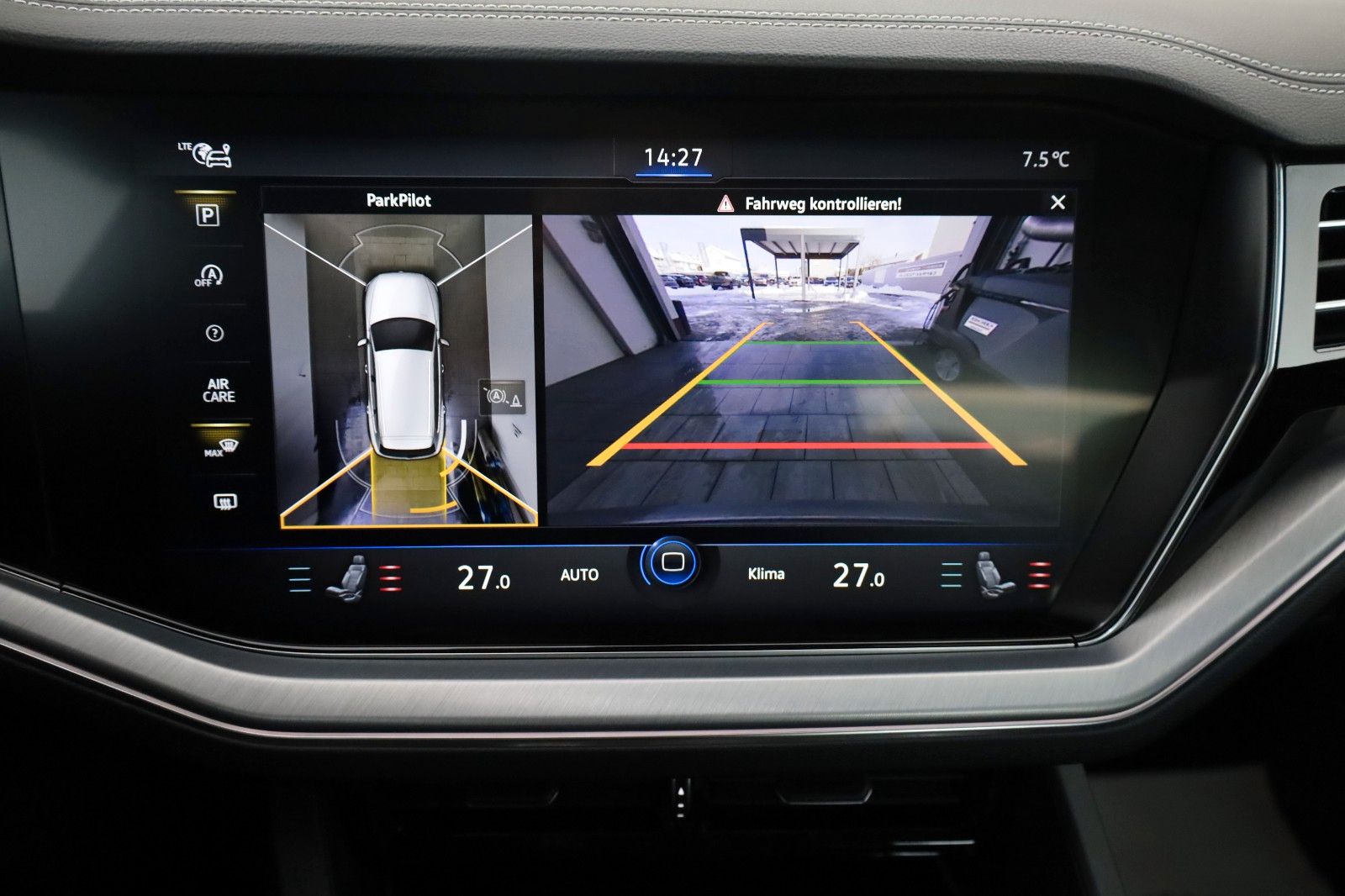 Fahrzeugabbildung Volkswagen Touareg Elegance 4M Leder,Navi,Panorama,Luftfed.