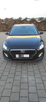 Hyundai i30 1.6 CRDi 100kW Premium DCT Premium - Hyundai i30 Premium mit Diesel-Antrieb