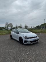 Volkswagen Golf 2.0 TSI DSG GTI Performance NonOPF - VW Golf Gebrauchtwagen in Mönchengladbach