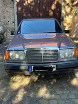 Mercedes-Benz 200D W124 - Mercedes-Benz 200: W124