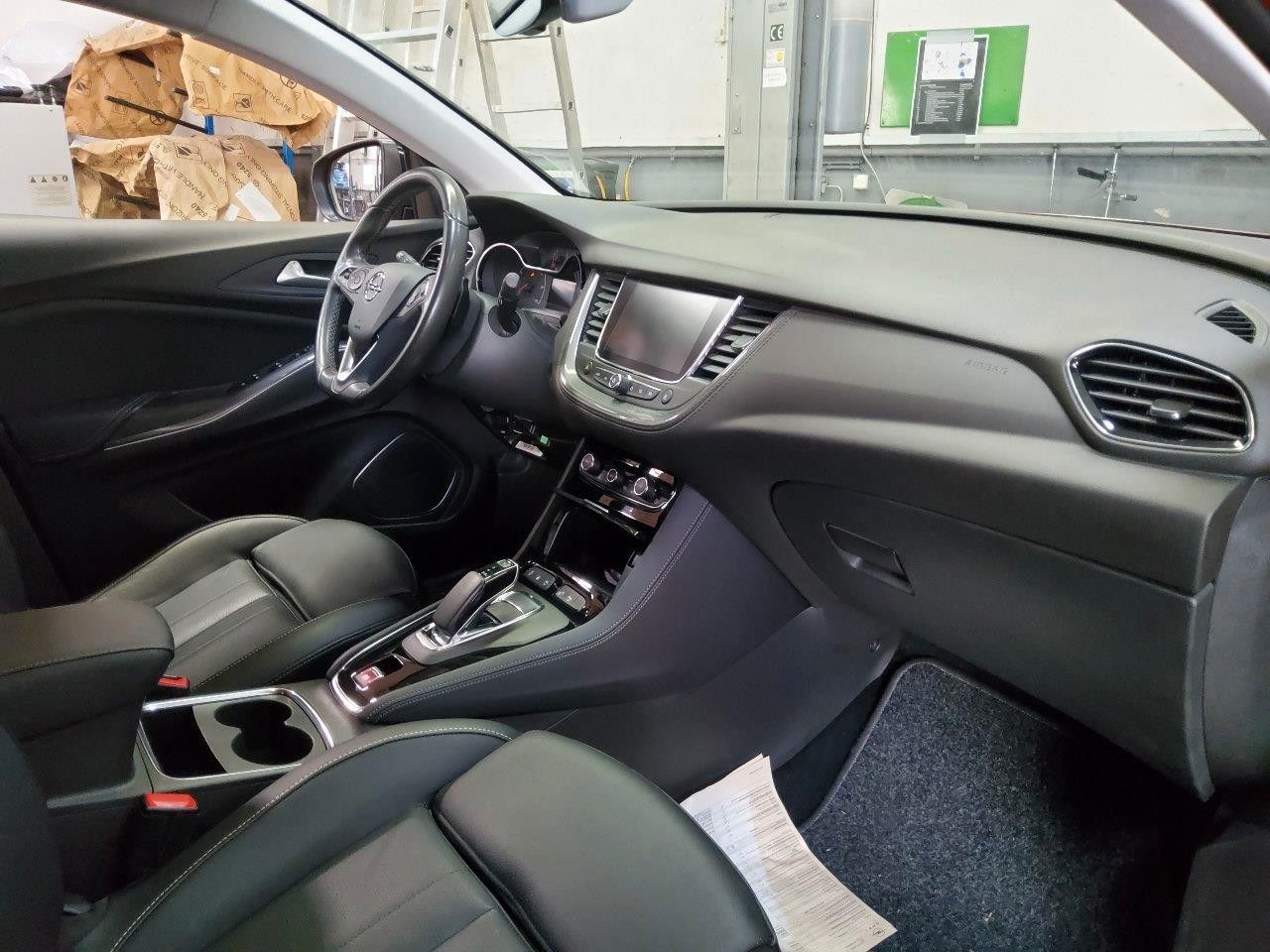 Fahrzeugabbildung Opel Grandland (X) ULTIMATE 4HYBRID NAVI/LED/360°/SHZ