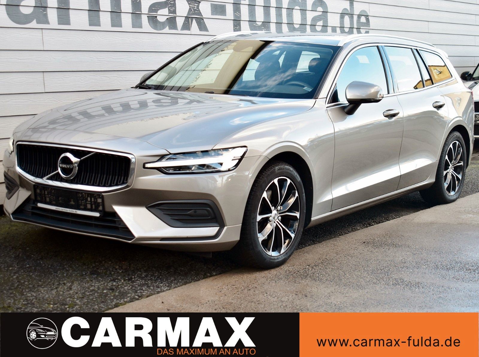 Fahrzeugabbildung Volvo V60 Momentum Pro,T.Leder,Navi,LED,Kamera,Carplay