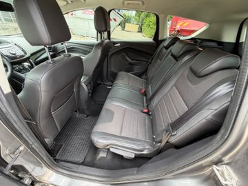 Ford Kuga - 10
