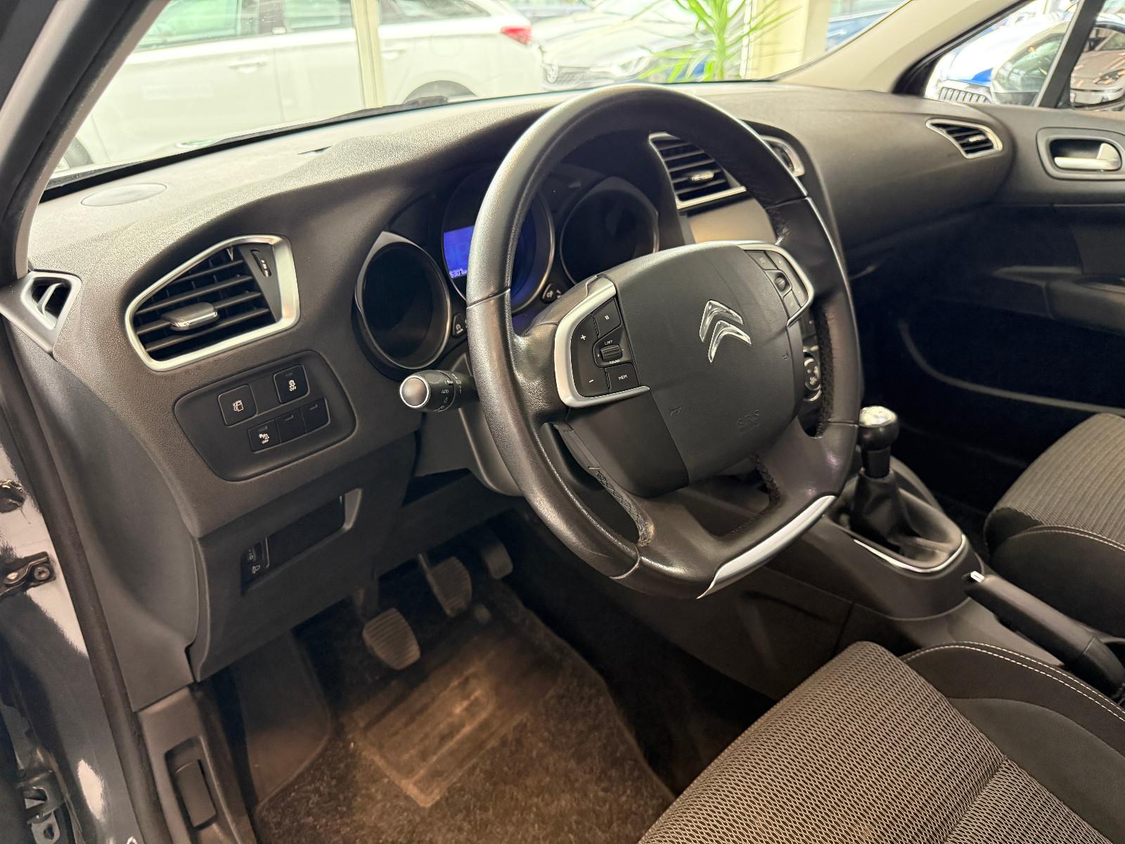 Citroën C4 1.6 Selection *2. Hand*Panorama*