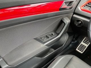 T-ROC Sport 1.5 TSI AHK ACC Navi über App Pano