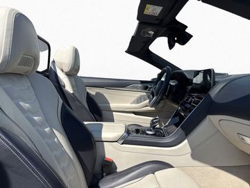 BMW 840 - 11