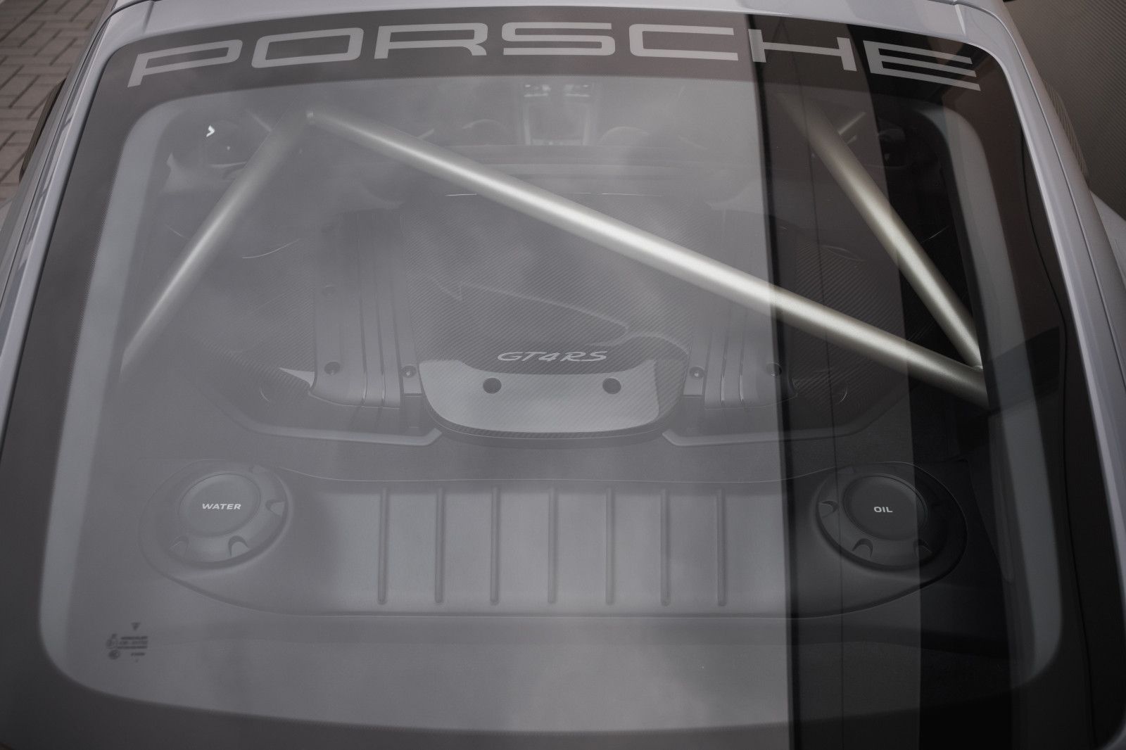 Fahrzeugabbildung Porsche Cayman 718 GT4RS-Lift-Weissach-Paket-BOSE-