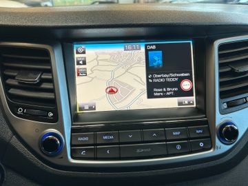 Hyundai Tucson Premium 4WD *Vollausstattung*1.Hand*