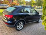 Audi Q3 1.4 TFSI - Audi Q3 aus 2014 mit Benzin-Antrieb: Geländewagen