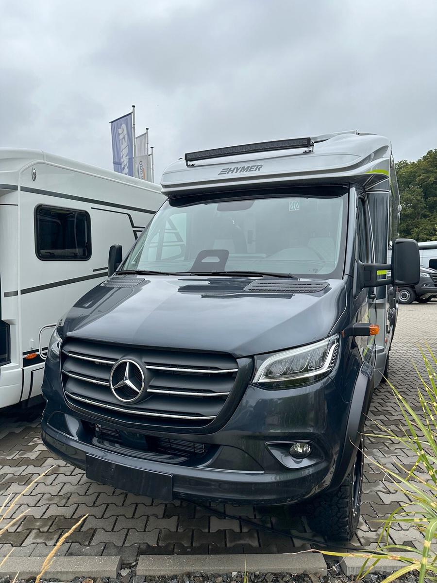 HYMER / ERIBA / HYMERCAR ML-T CrossOver 570 Aktion 4x4  18 Räder etc 