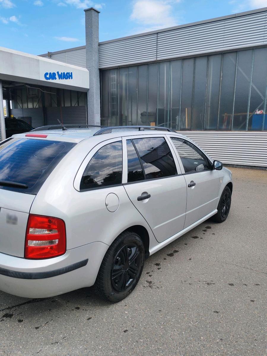 Skoda Fabia 2006 — engine 101 HP (74kW)