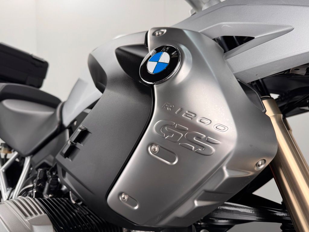 Fahrzeugabbildung BMW R1200 GS *SEHR GEPFLEGT *VARIO-KOFFERSATZ