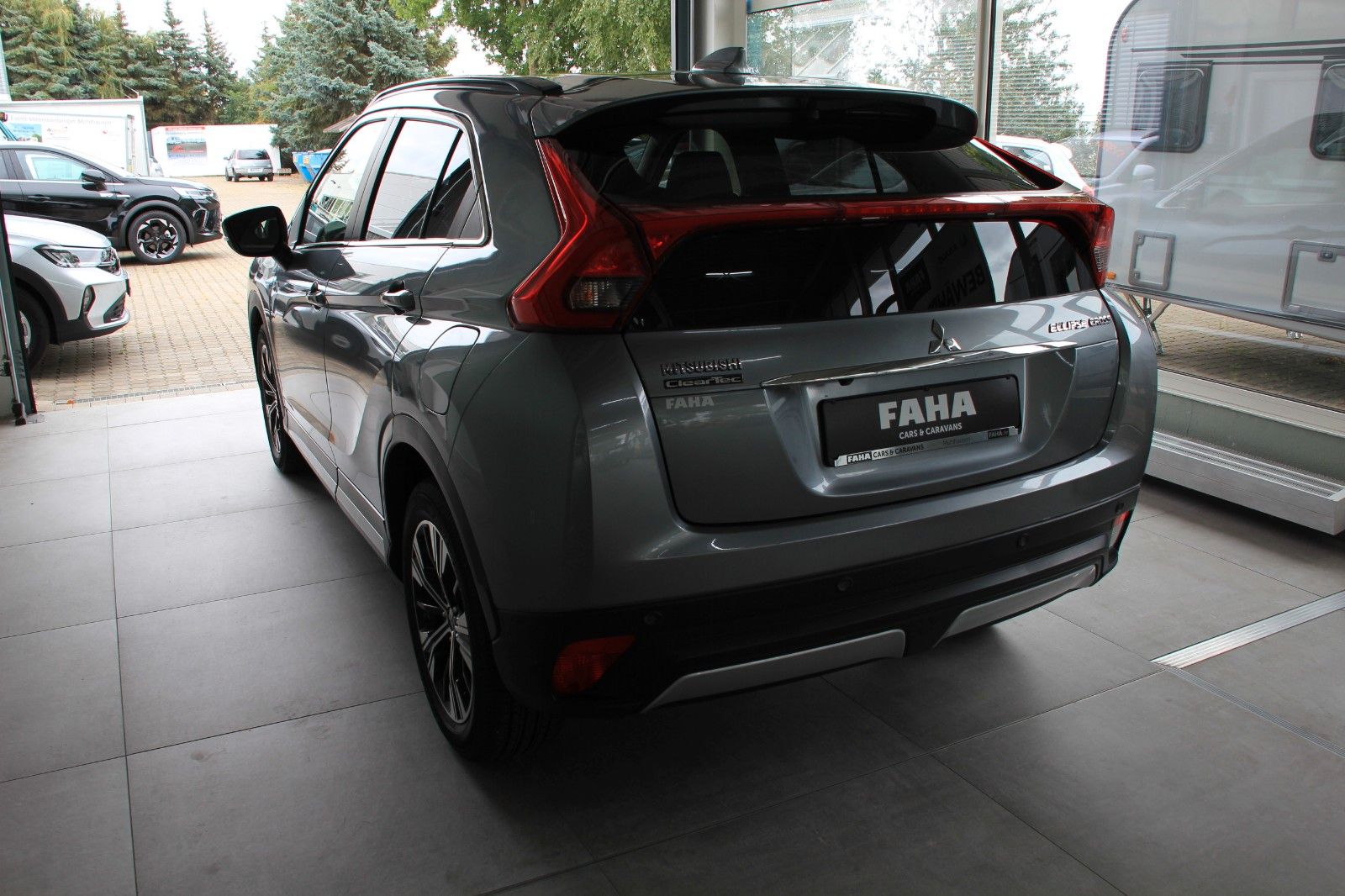 Fahrzeugabbildung Mitsubishi Eclipse Cross Intro Edition 2WD