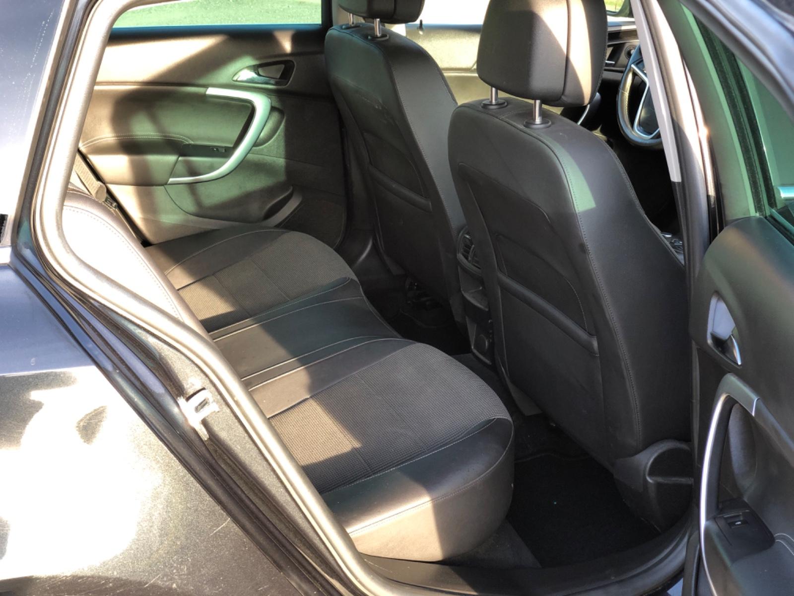 Opel Insignia 2012 — photo 14