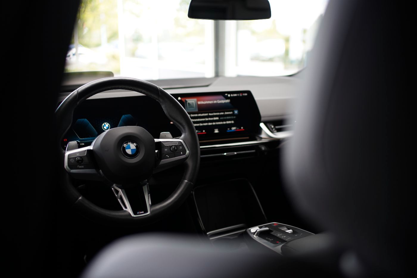 Fahrzeugabbildung BMW 223iA Active Tourer M Sport Glasdach+AHK+Head Up