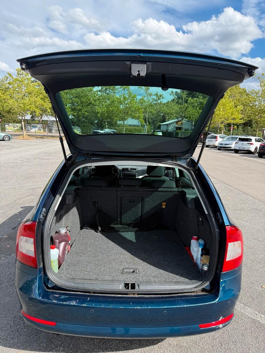 Skoda Octavia 2012 — photo 8