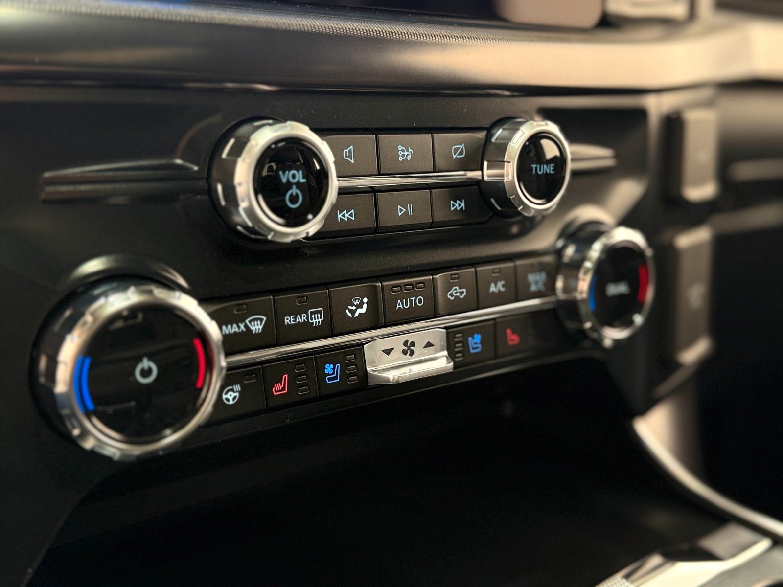 Fahrzeugabbildung Ford F-150 RAPTOR  EcoBoost®  3.5L V6 *MY25*