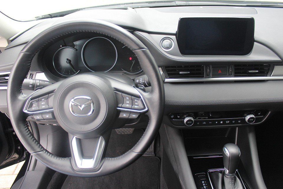 Fahrzeugabbildung Mazda 6 Exclusive-Line G-194 AT NAVI ACAA 360° MATRIX