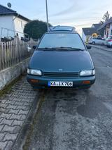 Nissan Prairie - Nissan aus 1995