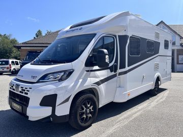 Sunlight Adventure T 67 10Navi Hubbett TV SOLAR Combi6E