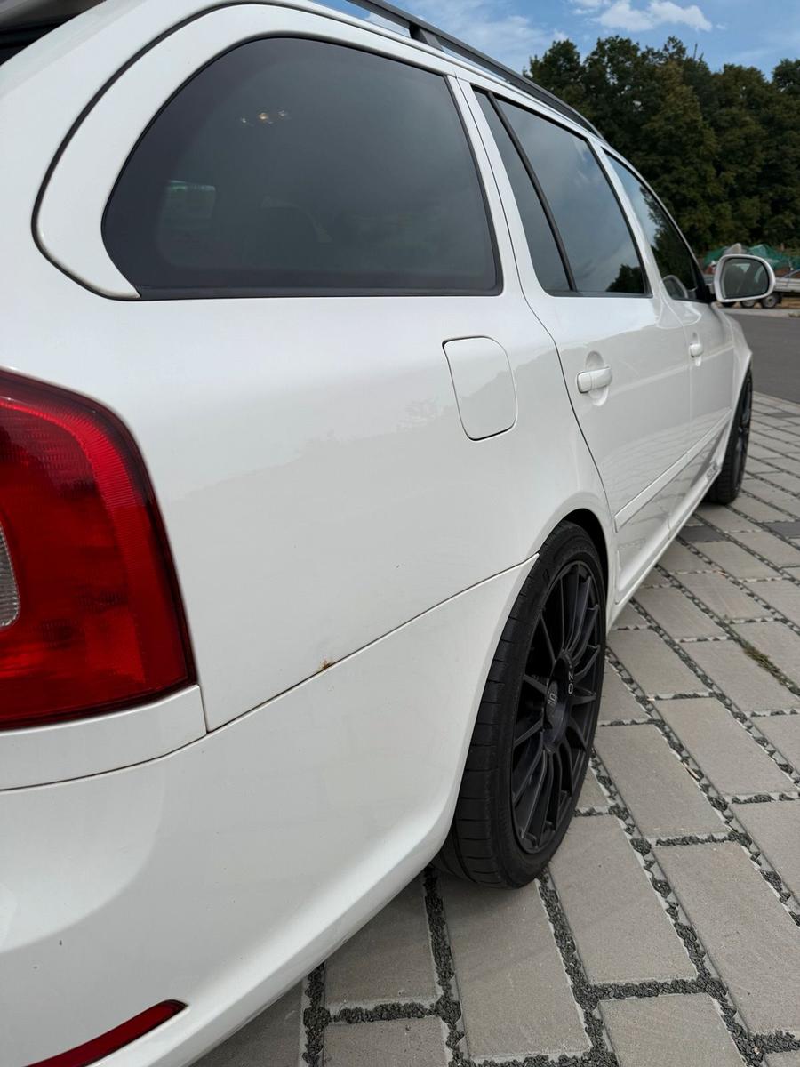 Skoda Octavia 2013 — photo 8