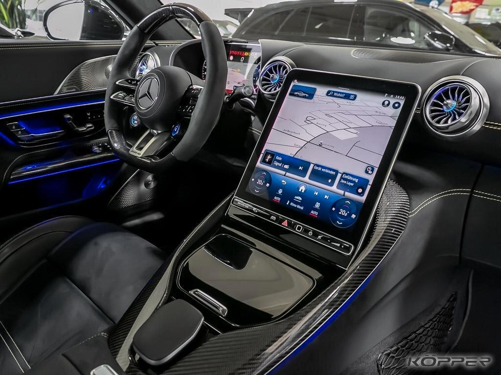 Mercedes-Benz AMG GT 43 PREMIUM PLUS Green magno Leder Night I