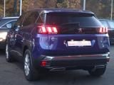 Peugeot 3008 1.2 PureTech Sitzheizung Navi Einparkhilfe - Peugeot 3008 mit Benzin-Antrieb