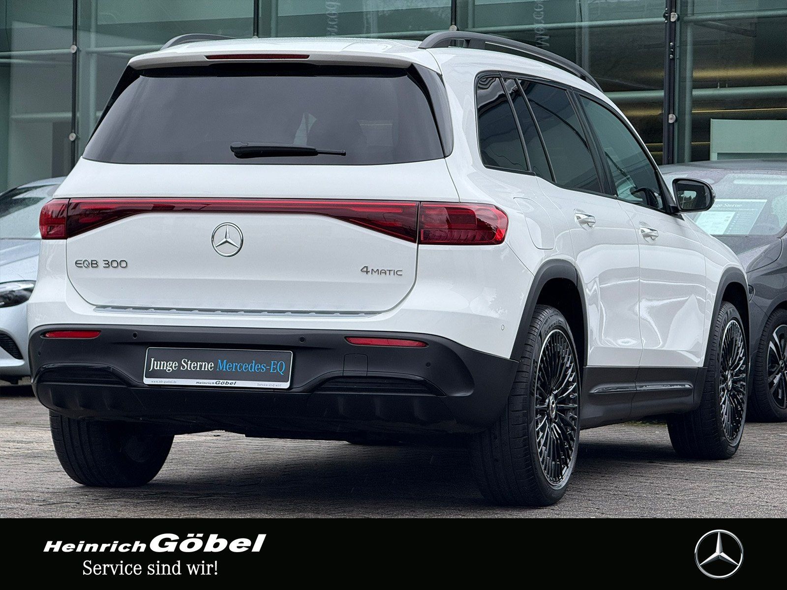 Fahrzeugabbildung Mercedes-Benz EQB 300 4M AMG*7-SITZER*FAP*KAMERA*ADV-SOUNDSYST