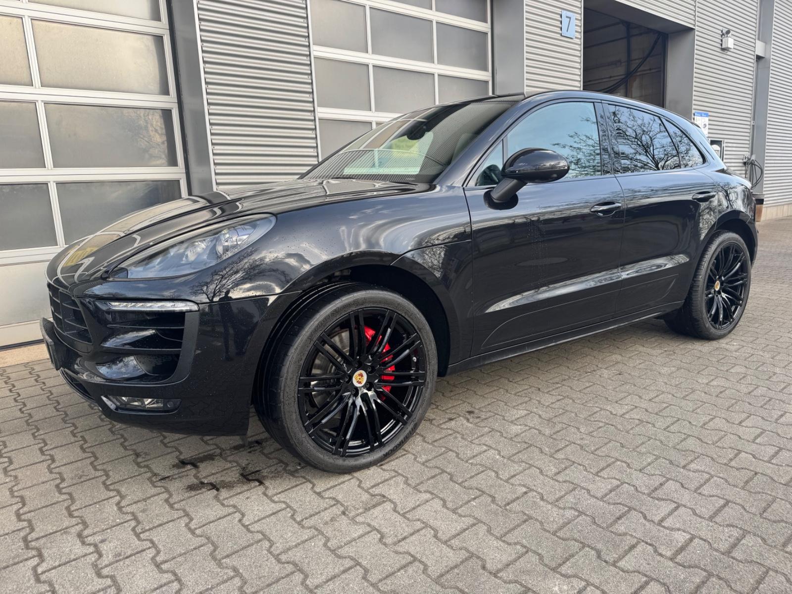 Porsche Macan Turbo