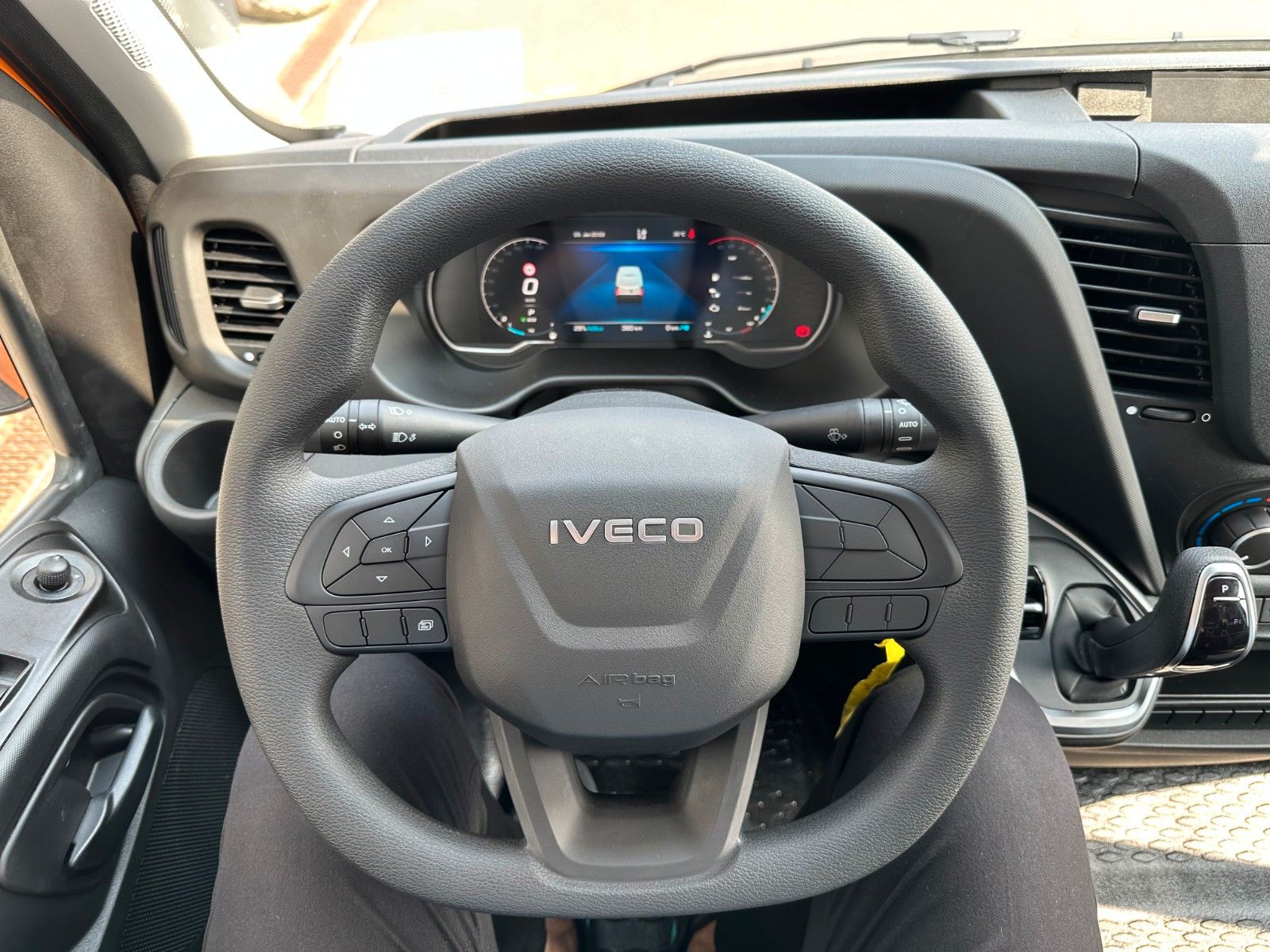 Fahrzeugabbildung Iveco Daily 35S16 HA8 *R.3520mm*Neues Modell*