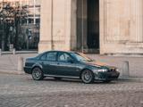 BMW M5 (Scheckheftgepflegt, Eisenmann Abgasanlage) - BMW M5 Gebrauchtwagen in München