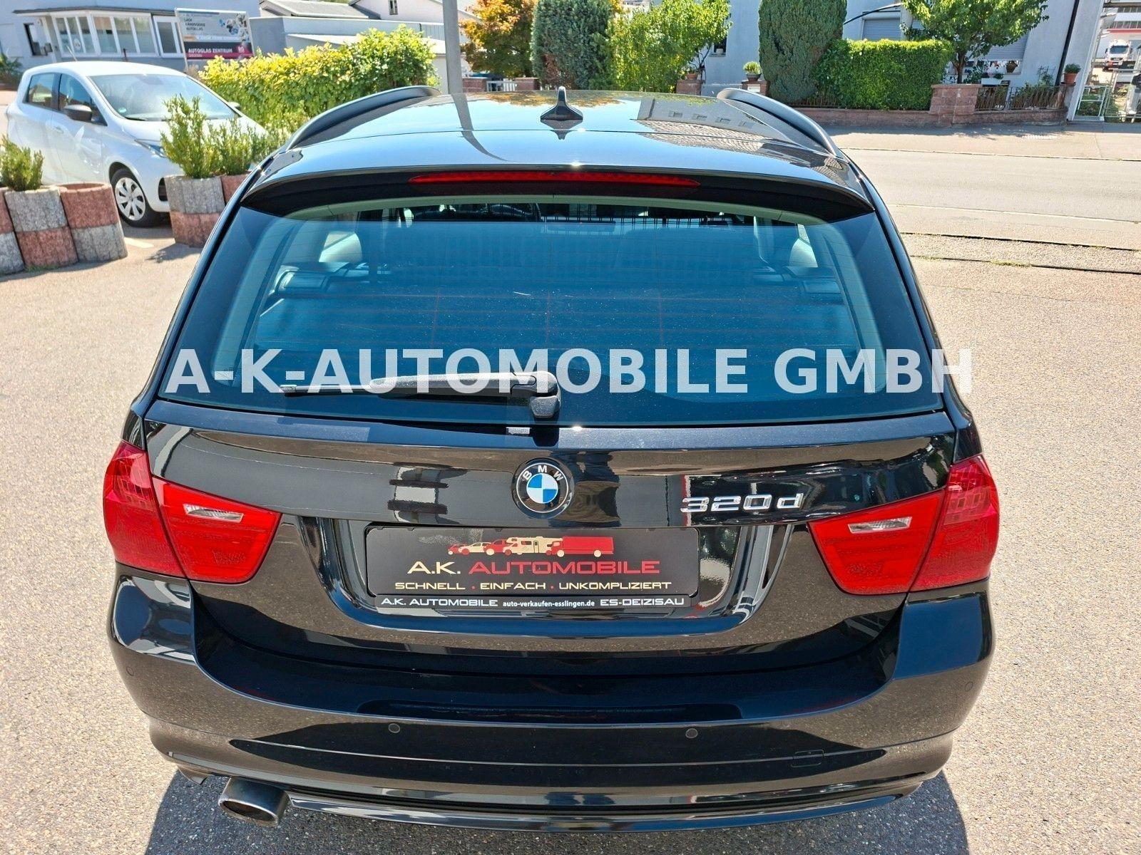 BMW 320 2012 — photo 32