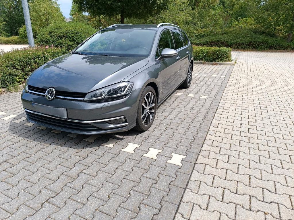 Image of Volkswagen Golf