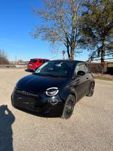 Fiat 500e Icon 42 kWh inkl. Batteriezertifikat 