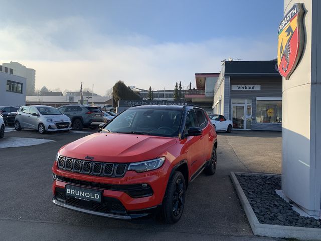 Jeep Compass 1.3 T4 4xe PLUG-IN HYBRID Automatik S