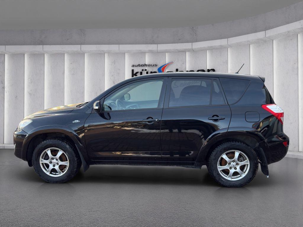 Toyota RAV 4 2.2 D-4D 4x4 Executive / AHK / M+S